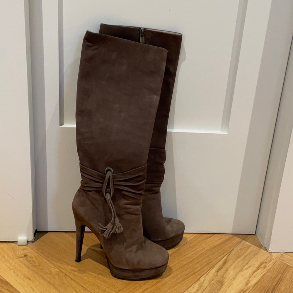 Fellini suede taupe heeled boots EUR 39